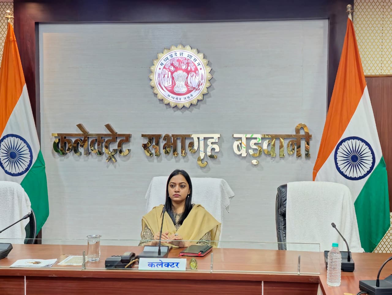 ✨🧹 स्वच्छता केवल औपचारिकता नहीं! कलेक्टर जयति सिंह की अध्यक्षता में स्वच्छता सर्वेक्षण 2025 की एक दिवसीय कार्यशाला, अधिकारियों को दिए कचरा पृथक्करण और सीवरेज पर सख्त निर्देश