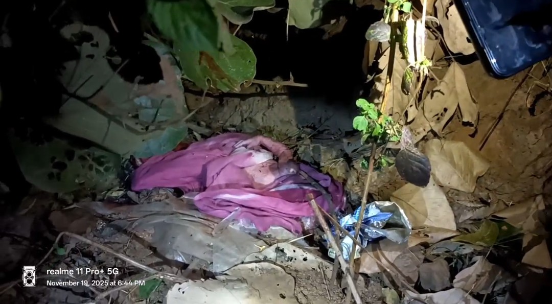 🔥🚨 दिल दहला देने वाली घटना! सिलावद के नाले में जीवित मिली नवजात बच्ची (1.34 किलो), हालत नाजुक; पुलिस ने अज्ञात निर्दयी की तलाश शुरू की 🔎😥