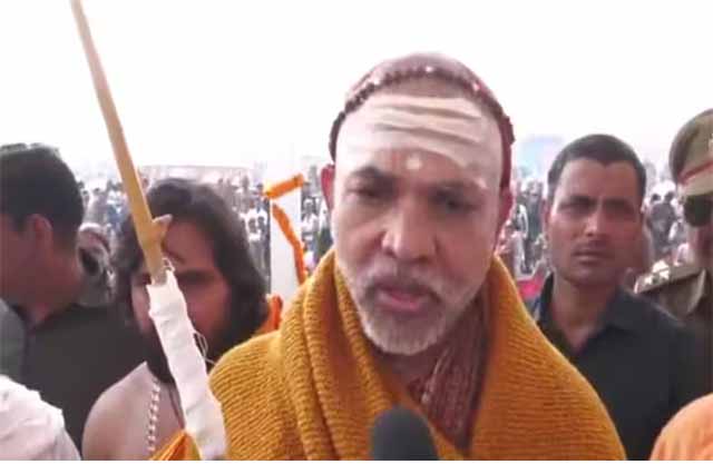 अविमुक्तेश्वरानंद को प्रशासन ने कहा सिद्ध करें कि वे शंकराचार्य हैं या नहीं, गहराता जा रहा है टकराव