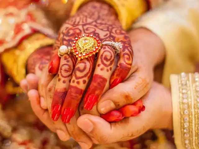 मोहब्बत पर पेहरा, प्यार की कीमत सामाजिक मौत? रतलाम के गांव में प्रेम-विवाह पर तालिबानी फरमान